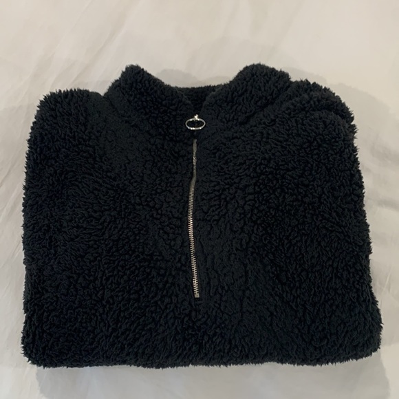 BLACK FUZZY SWEATSHIRT WITH ZIPPER — BRAND: JAC PARKER - Picture 3 of 4